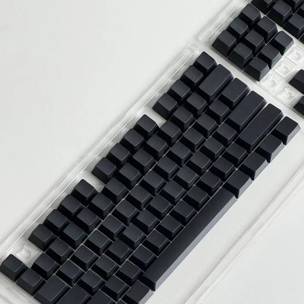 PBT Keycaps – Black OEM Profile 1.5mm Thick for MX Switches (108/68 Keys)
