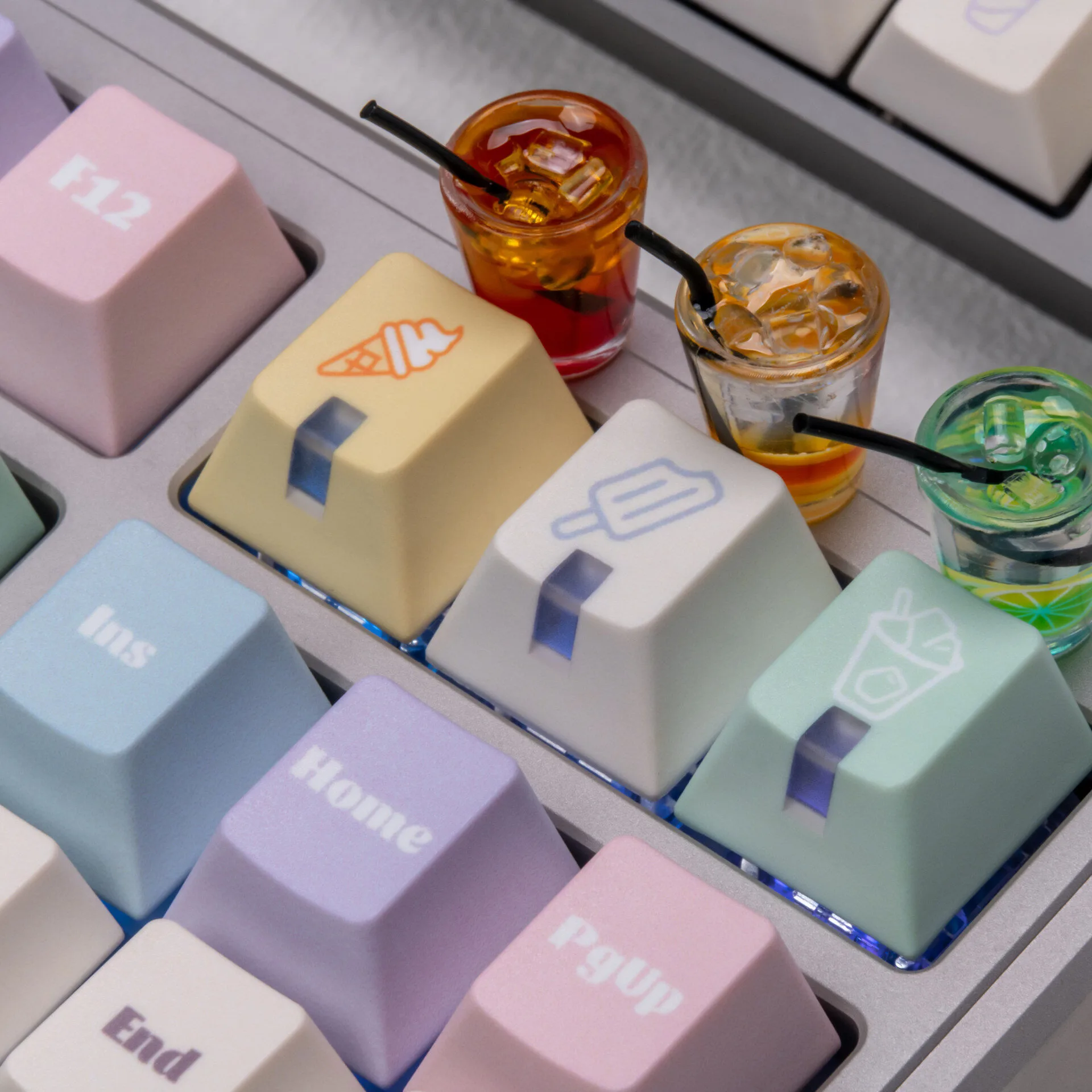 Cream Ice Cream 143-Key PBT Keycaps for Mechanical Keyboard